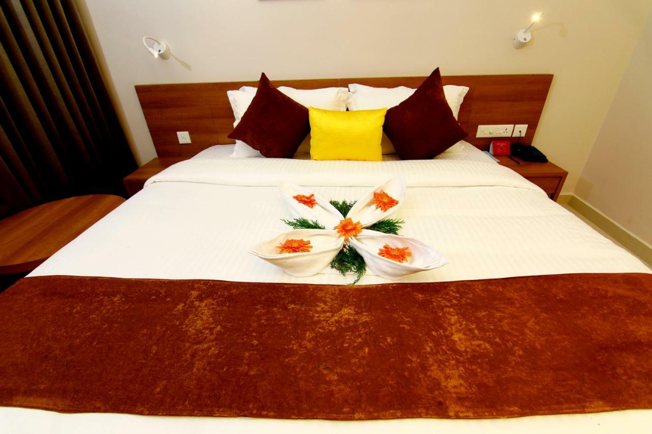 Hotel Panacea Ventures Коллам Екстер'єр фото